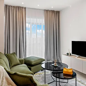 Rin Luxury Pool & Apartament