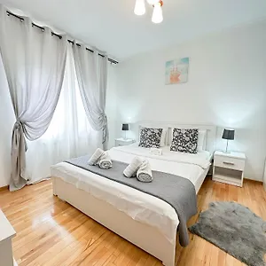 Sunrise Center Bucharest